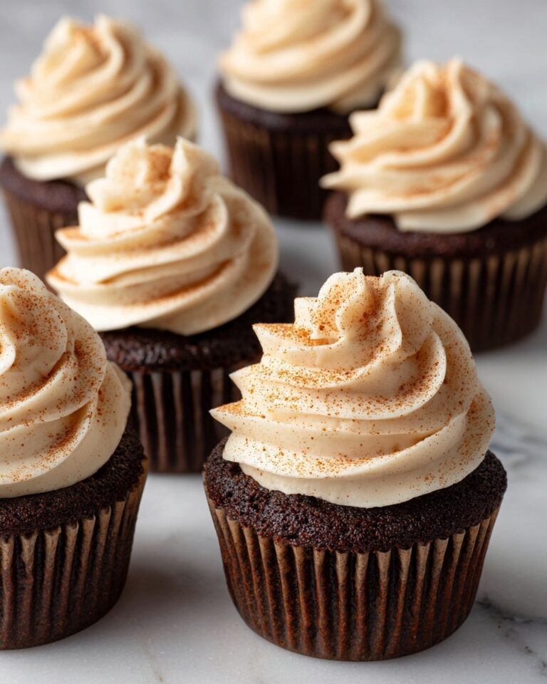Mini Cupcakes with Vanilla Buttercream Frosting Recipe